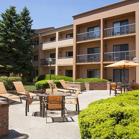 Courtyard Chicago Glenview/Northbrook