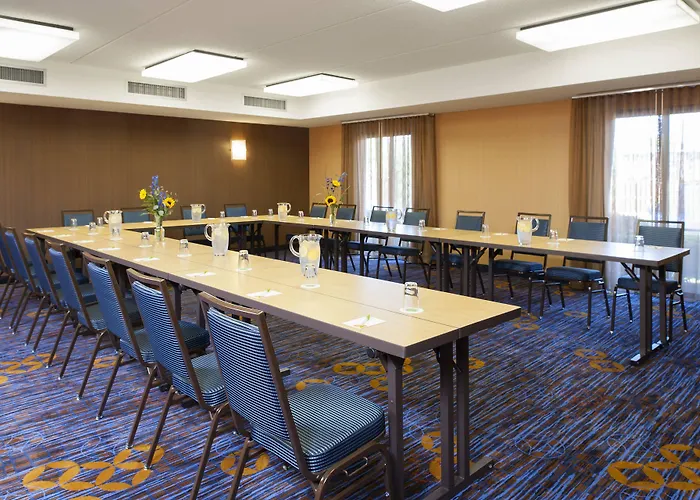 Courtyard Chicago Glenview/northbrook 3* Glenview