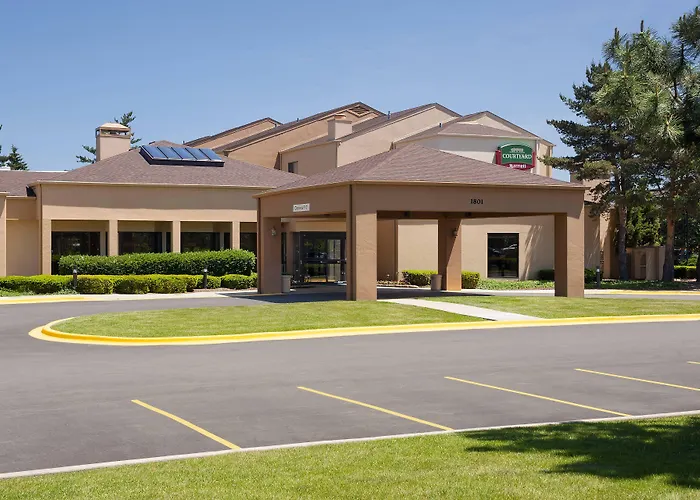 Courtyard Chicago Glenview/northbrook Hotel 3*