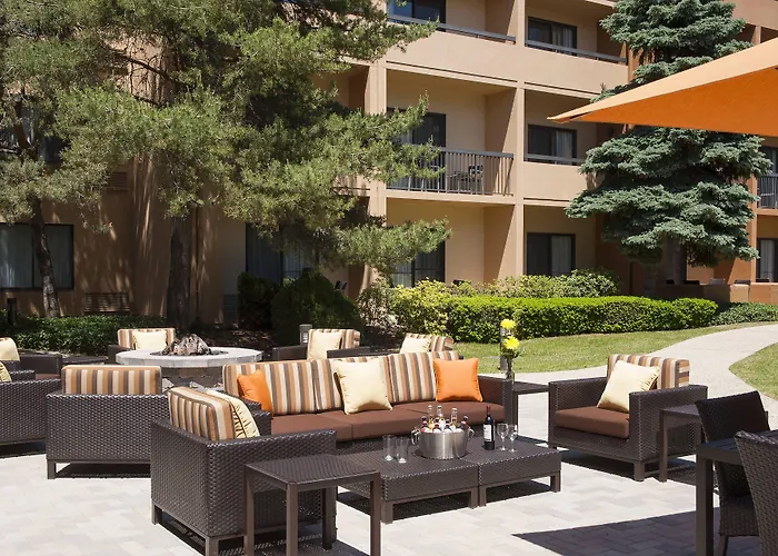 Courtyard Chicago Glenview/northbrook Hotel Glenview