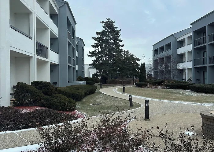 Courtyard Chicago Glenview/northbrook Hotel