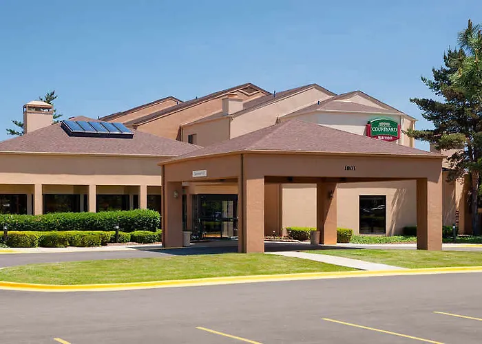 Courtyard Chicago Glenview/northbrook Hotel 3*